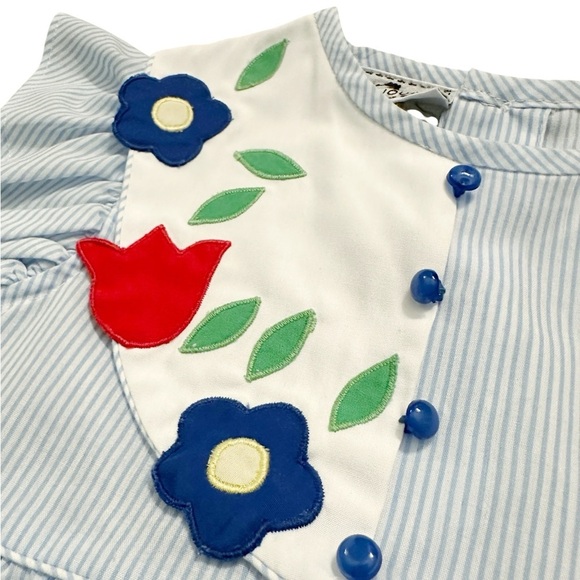 Petit Jouet | Vintage Floral Appliqué Dress (3T) 🌷 - Picture 2 of 7